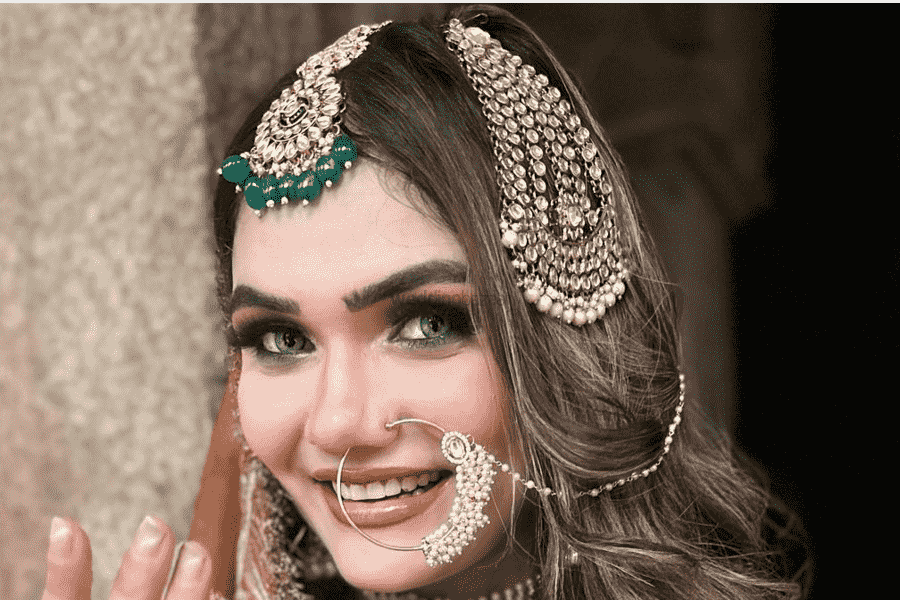 Makkeup by Nidhi Sharmaa